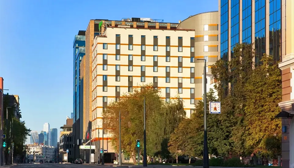 هتل هالیدی این مسکو لسنایا